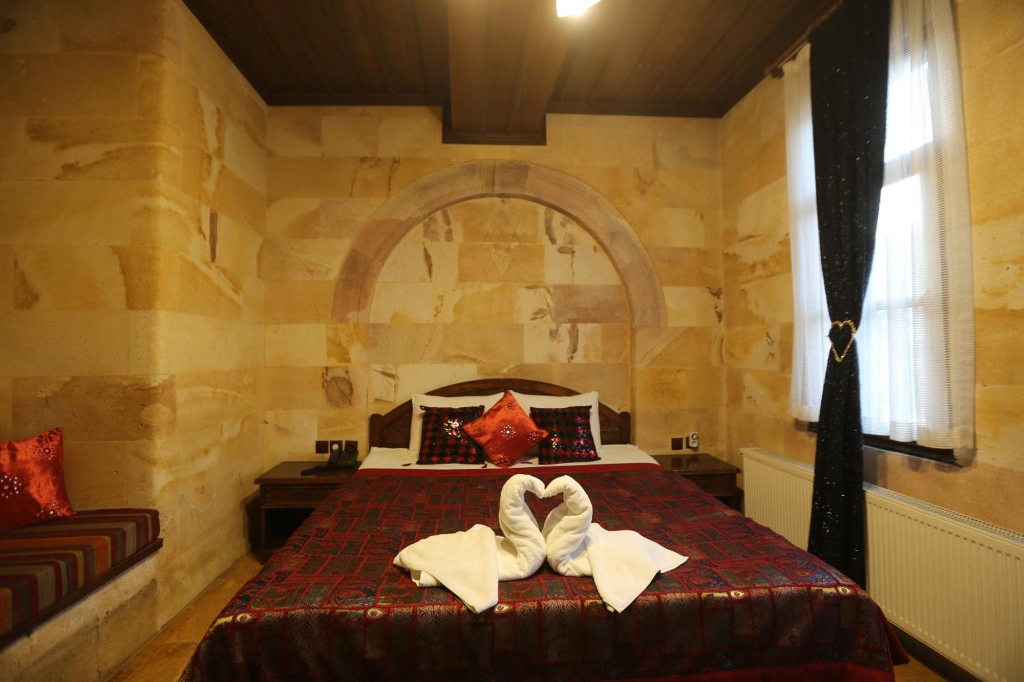 Akuzun Stone Hotel Urgup Exterior photo
